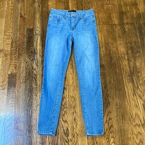 Truth and Theory Medium Wash Skinny Jeans Jeggings 6